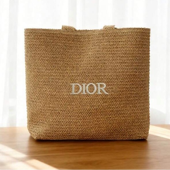 Christian Dior Beauty Straw Large Oatmeal Tote with White Logo on Front New - Picture 5 of 5